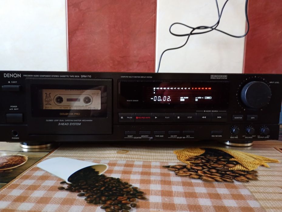 Vând  cassetedeck Denon DRM 710