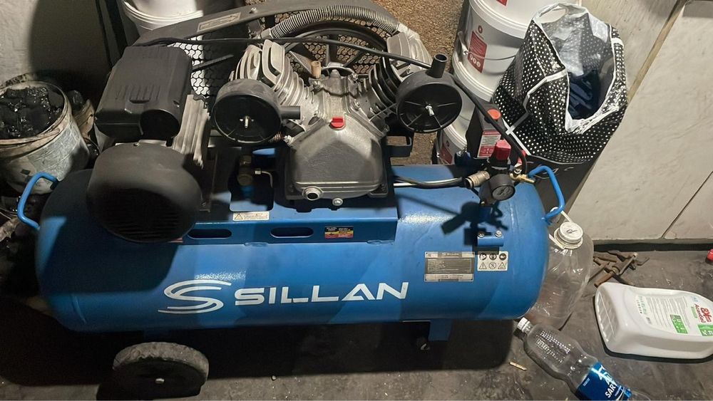 Продаётся компресор срочно