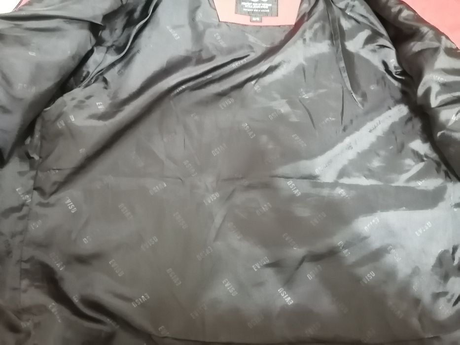 Фирменная куртка на весну