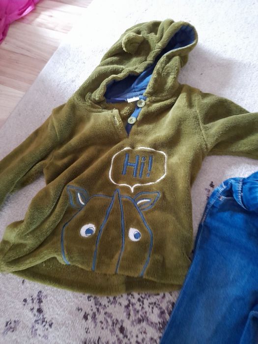blugi baiat baietel pantaloni raiati h&m 12 18 luni 1 2 ani 
hanorac p