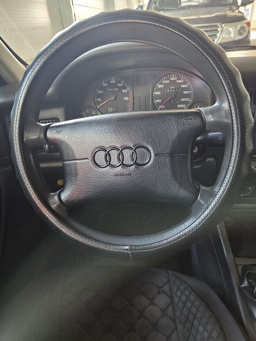 Продам ауди 80 б4