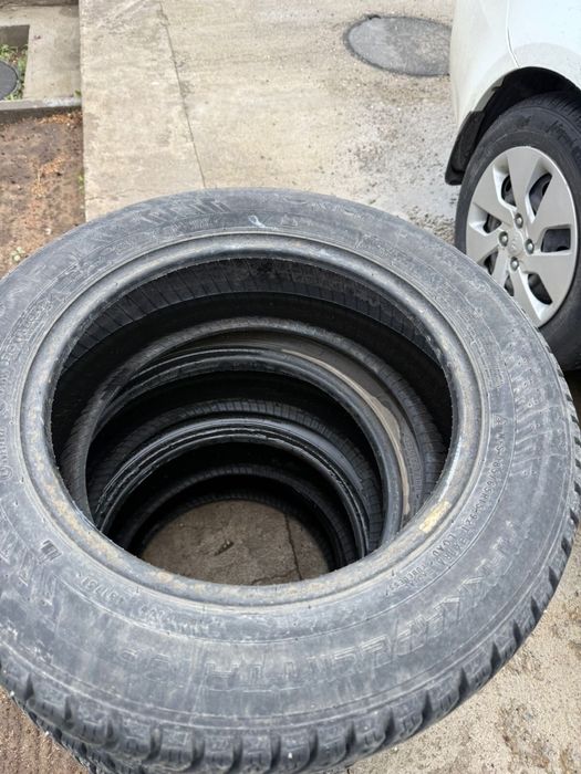 Продам зимние шины R15 Nokian
