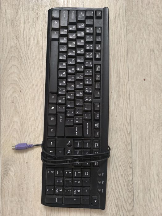 Продаю    клавиатуру