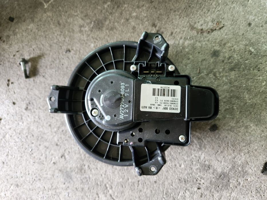 Мотор че за парно за Toyota Avensis T27