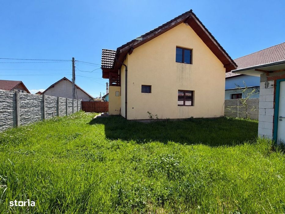Oportunitate de investitie: Casa individuala - 4 camere, teren 300 mp