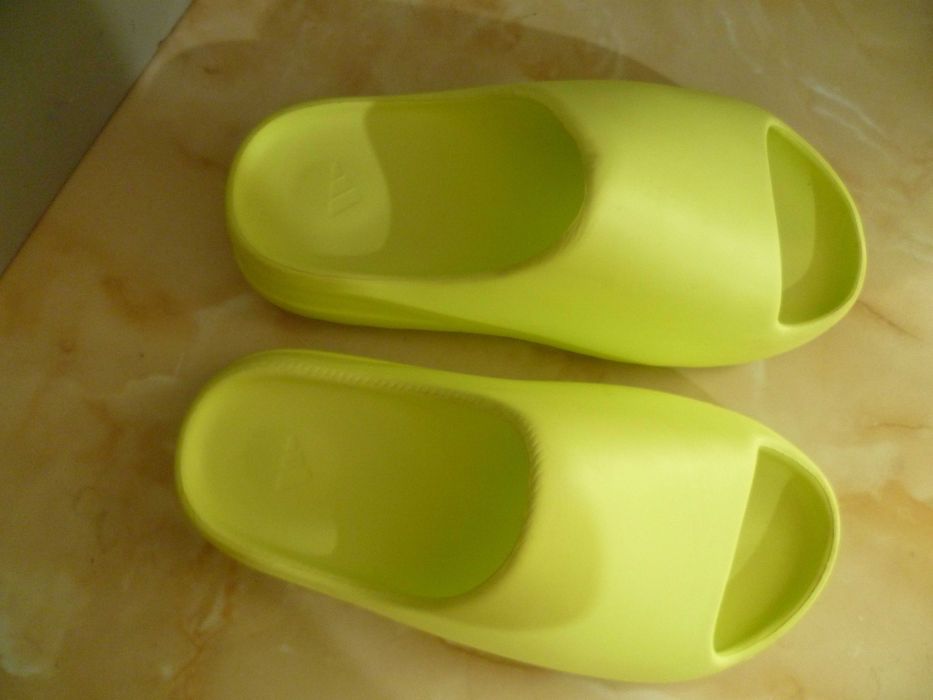 ADIDAS чехли №39