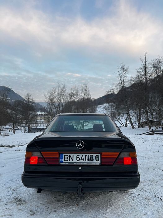 Mercedes-Benz 124/200 - An 1988