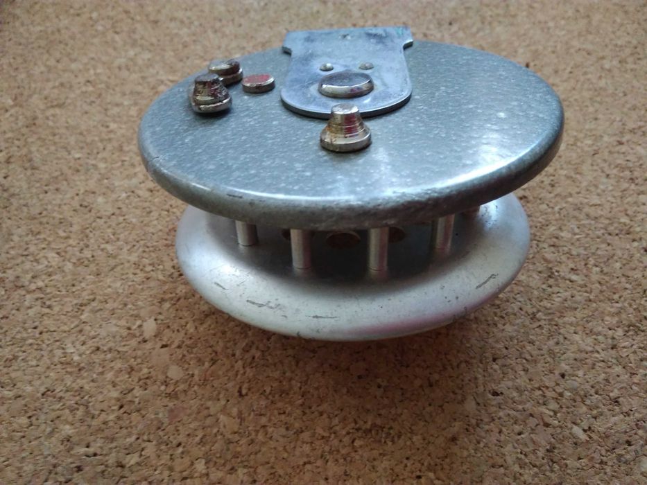 Ретро риболовна макара "Катушка"