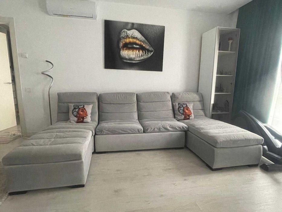 Canapea modulara,  din perne realizate dintr-un mix de puf de gasca, 285 x 170 cm.,  utilizat stare foarte buna
