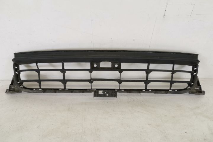 Оригинална централна решетка в добро състояние Порше Панамера / Porsch