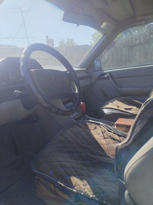 Продам живой 124мерс