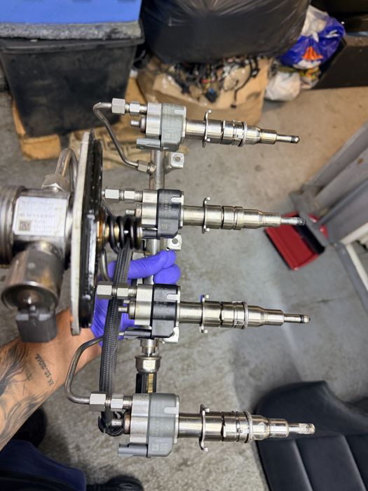 Injectoare pompa inalte rampa bmw e90 e91 e92 e93 e87 e81 e82 e88 e60 n43b20a 170cp