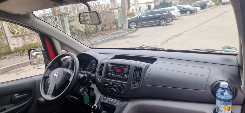 Vand nissan nv200