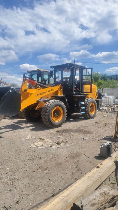 Погрузчик фронтальный 2 м 3