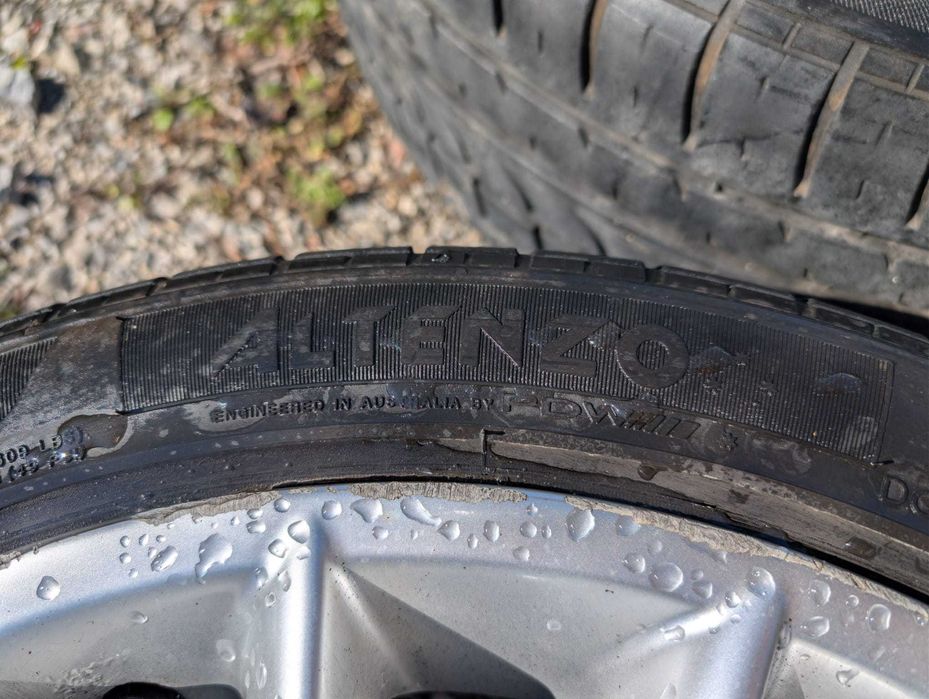 Volvo 5X108 - 18 цола - 63.4 Централен отвор с гуми 245-40-18 (летни)