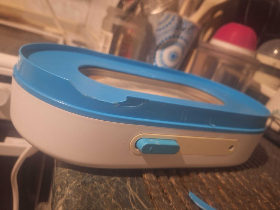 Уред Philips Avent за стерилизиране на бебешки шишета и биберони