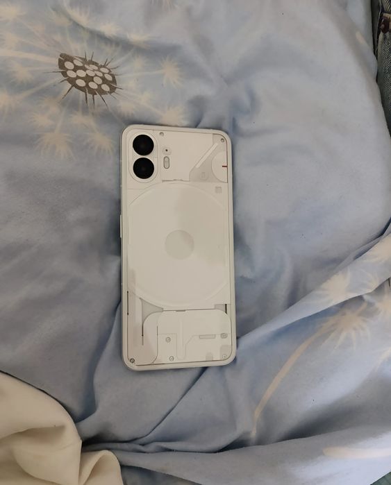 Nothing Phone 2 12+8 ОЗУ 256 ГБ