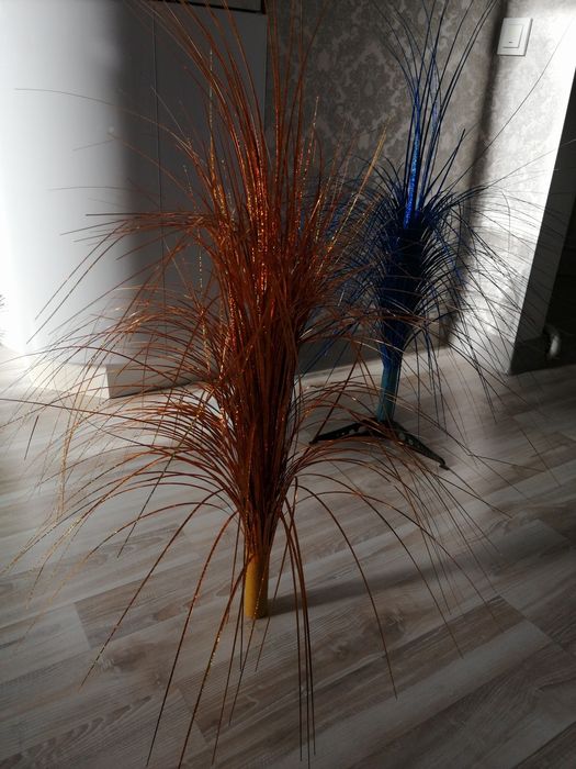 Ёлку и украшения