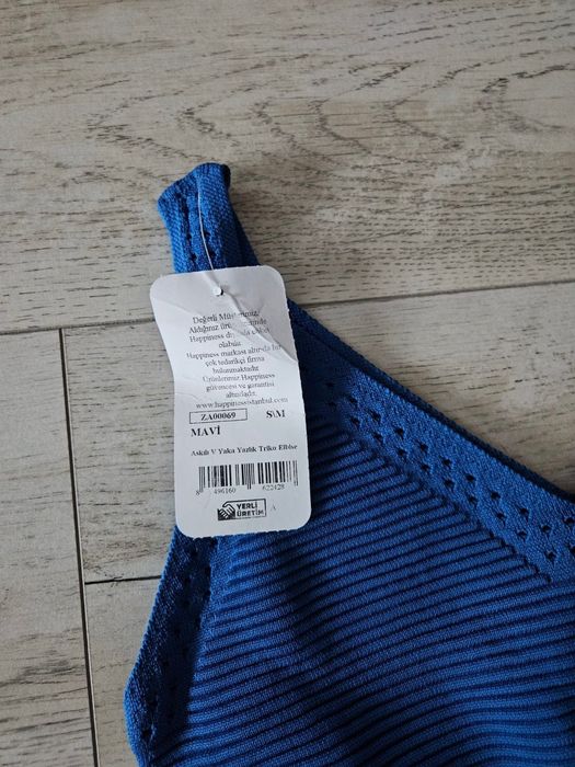 Rochie de vară cu bretele cu decolteu în V