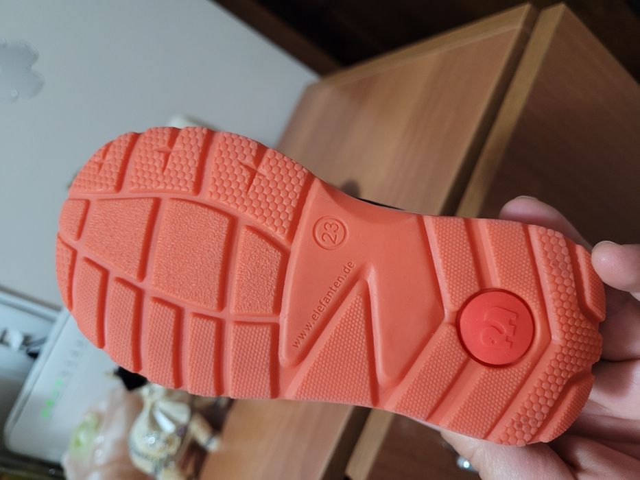 Бебешки ботички..