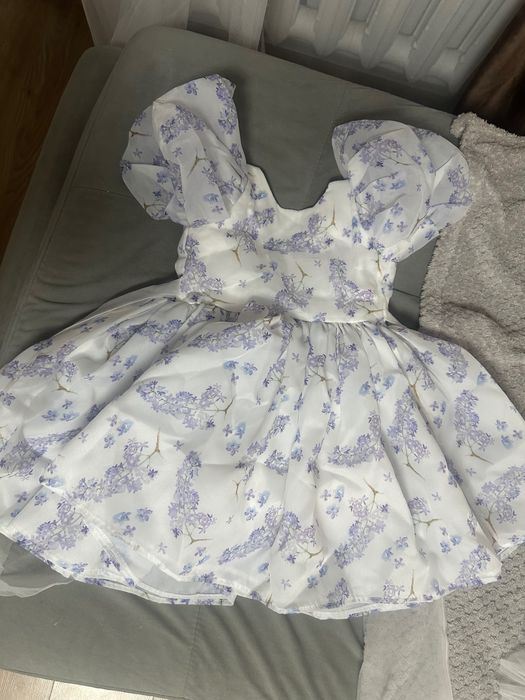 Продам детское нарядное платье