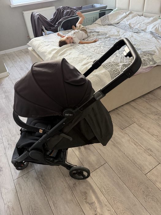 Продам коляску ergobaby metro+