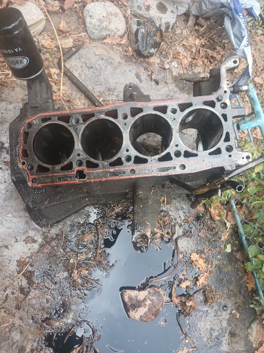 Блок двигателя Мерседес 124