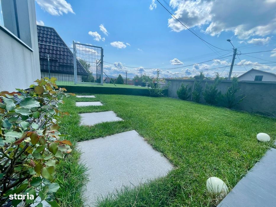 Duplex, pet friendly, cartier Iris