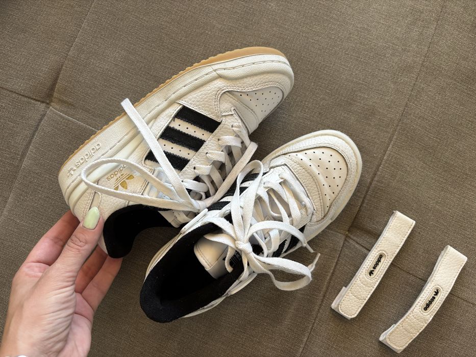 маратонки Adidas