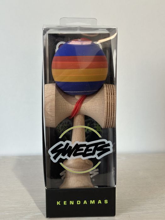 Vând Kendama Sweets Four Piece – FLUX – Turbo Shape, AntiSkid 2.0 Noua