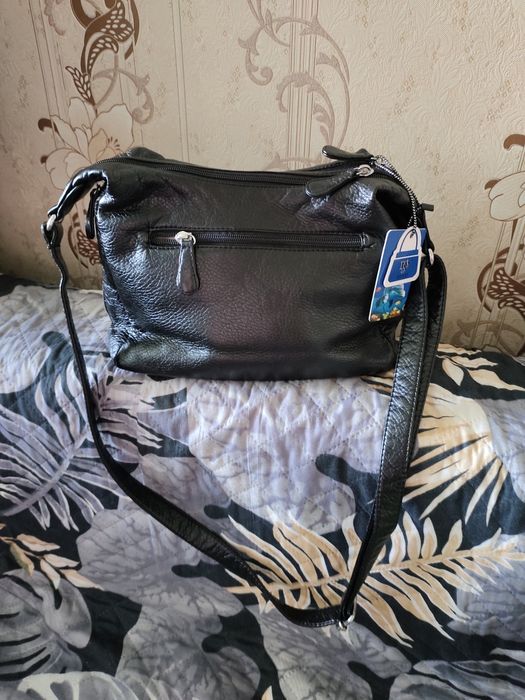 Продам новую женскую сумку