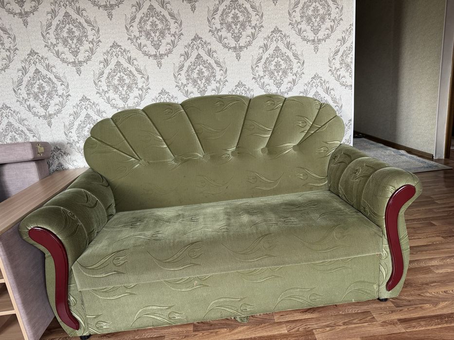 Диван для гостиной