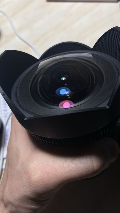 Samyang 14mm t3.1 e-mount sony (как новый объектив)