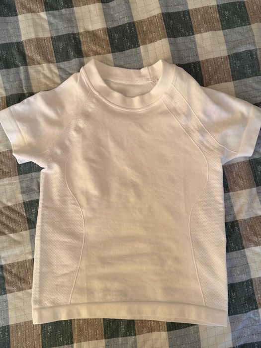 Женская спортивная одежда