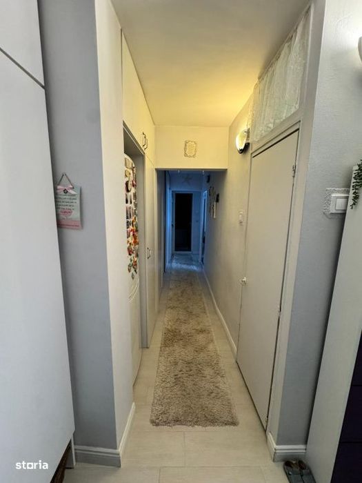 Oportunitate! 3 camere decomandate, 64 mp utili, 2 bai, boxa subsol, p