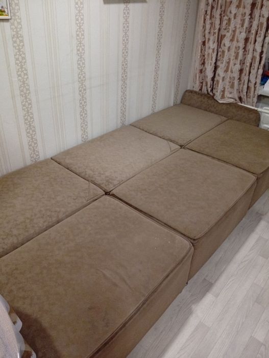 Продам Диван 3 метровый