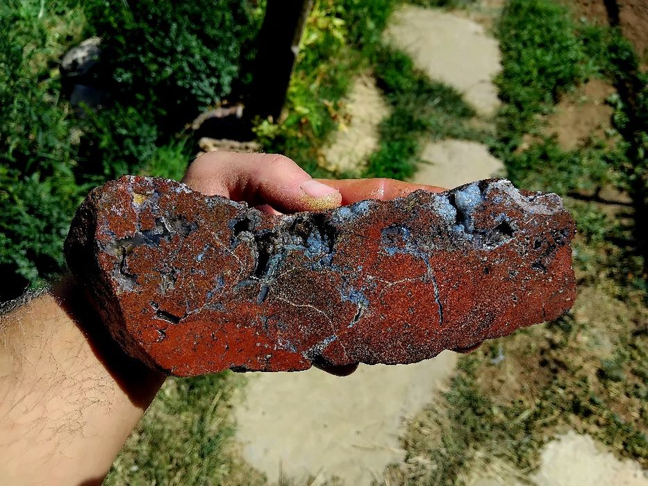 Български кристали, минерали и полу скъпоценни камъни