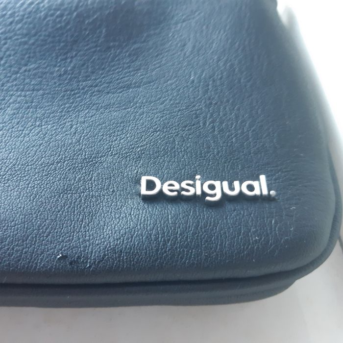 Gentuta Desigual 21x11
