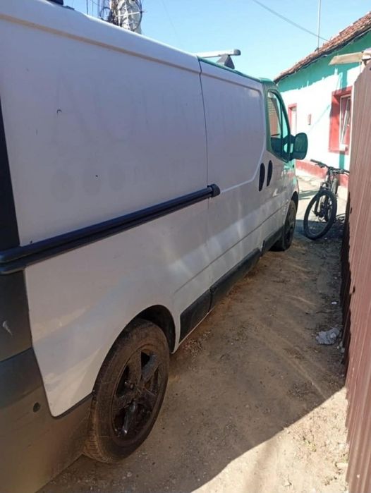 Vânt Renault trafic