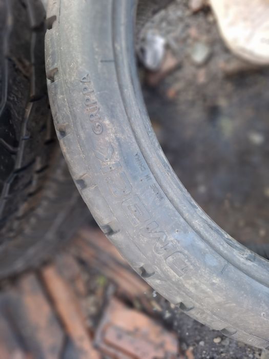 Vand 2 anvelope 225 40 18 de raliu ca noi