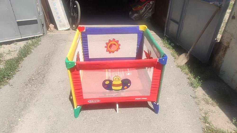 Продам манеж детский GRACO