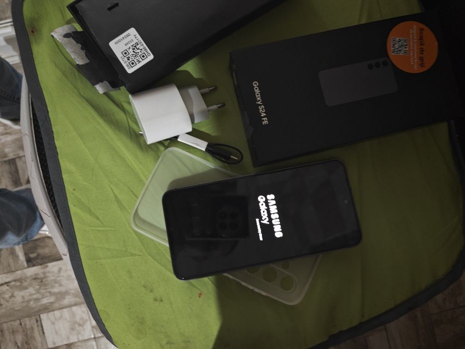 Samsung S24 fe 8/128 gb