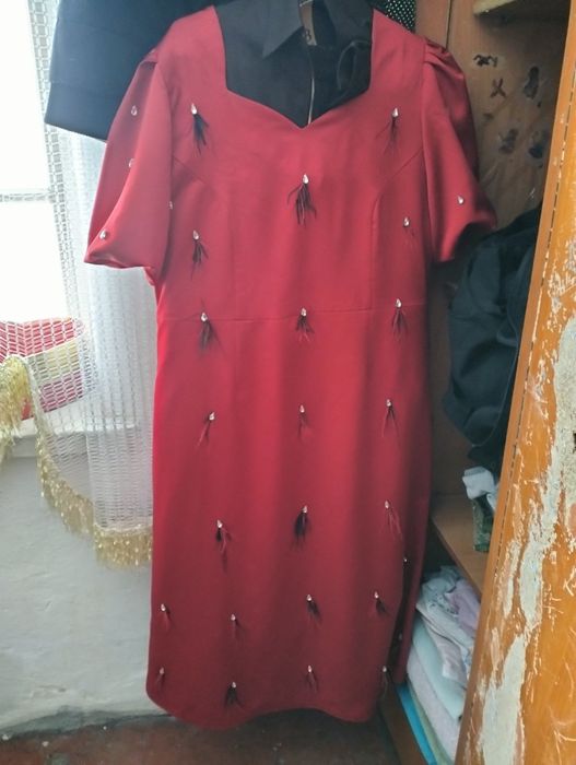 Новая платия  красивая