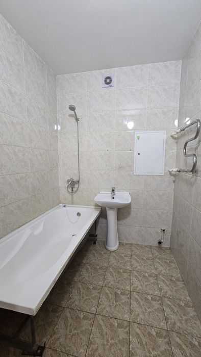 Сдаю свою 2-х комнатную квартиру на Дархане метро Хамид Алимджан