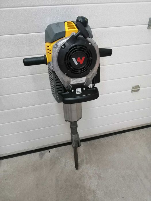 Ciocan demolator pe benzina Wacker Neuson BH55