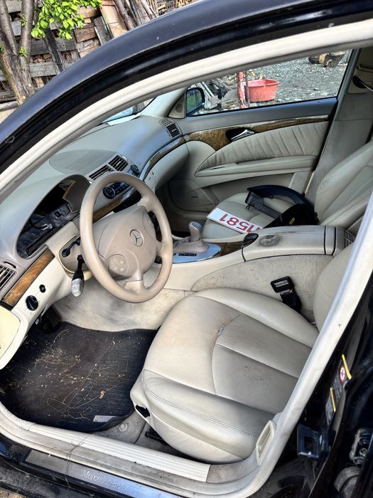 Dezmembrez/ Vand Mercedes Eclass w211