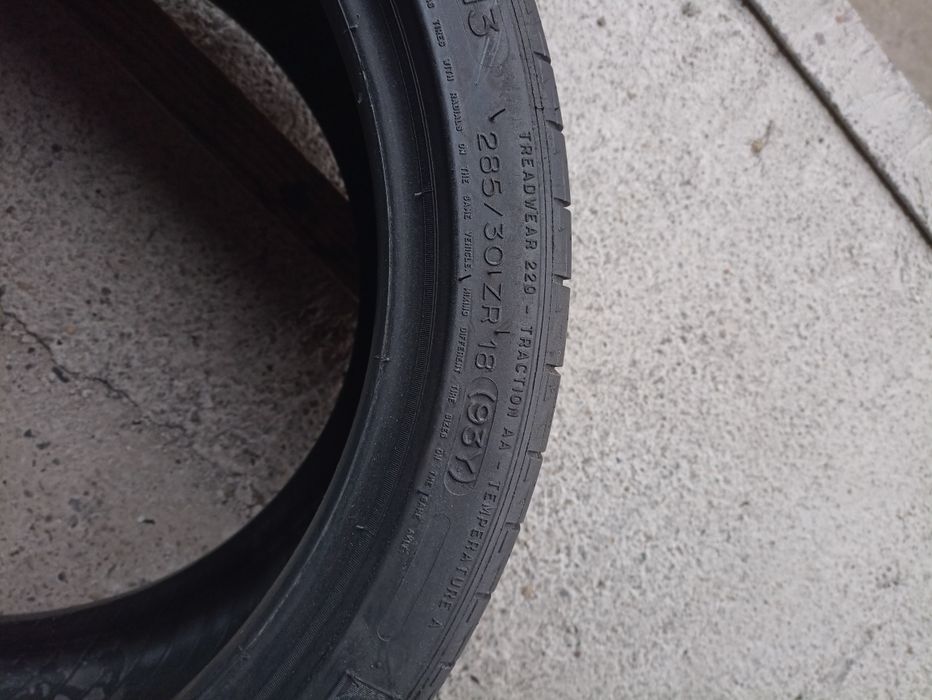 2 anvelope de vara Michelin 285/30 ZR18