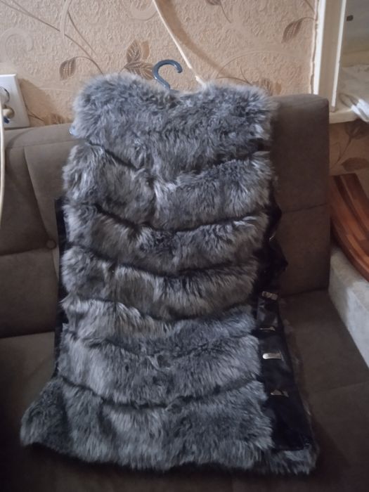 Безрукавка сотилади