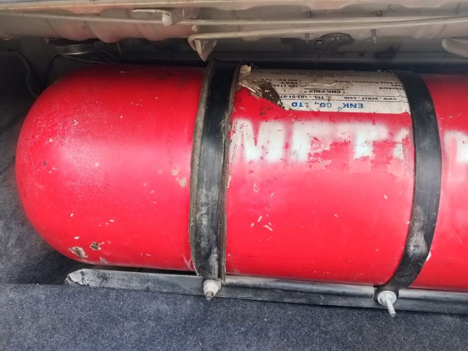 Metan balon sotiladi holati yaxshi  prapanga barter hm  bor.