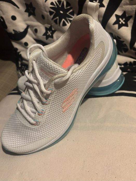 Adidași de vânzare damă